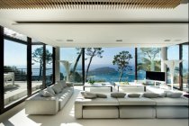 Immagine 4, 2012 - Villefranche sur Mer (Fr) - Villa Bayview, Media